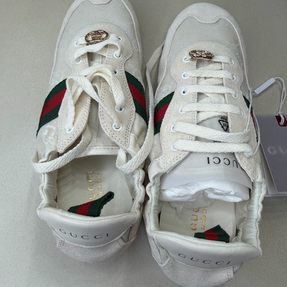Gucci Off-White GG Canvas Sneakers with Green and Red Web NWT - Picture 3 of 7